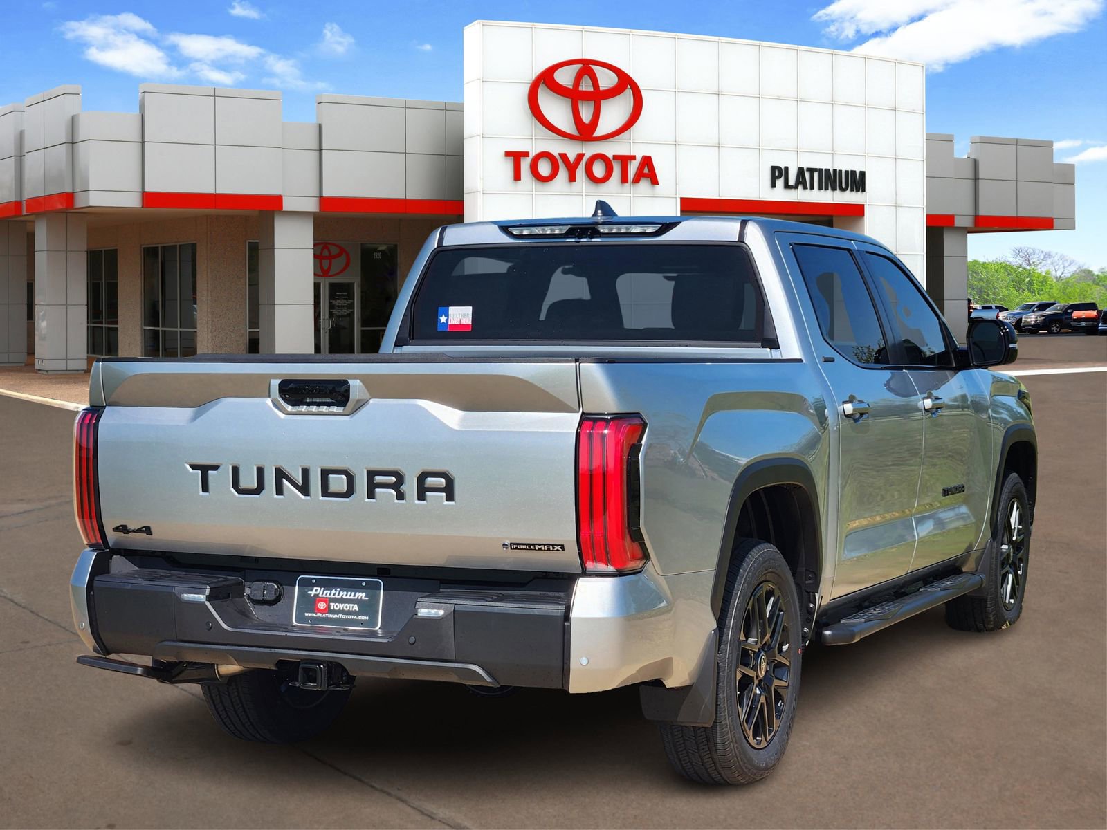Used 2025 Toyota Tundra Limited image 4