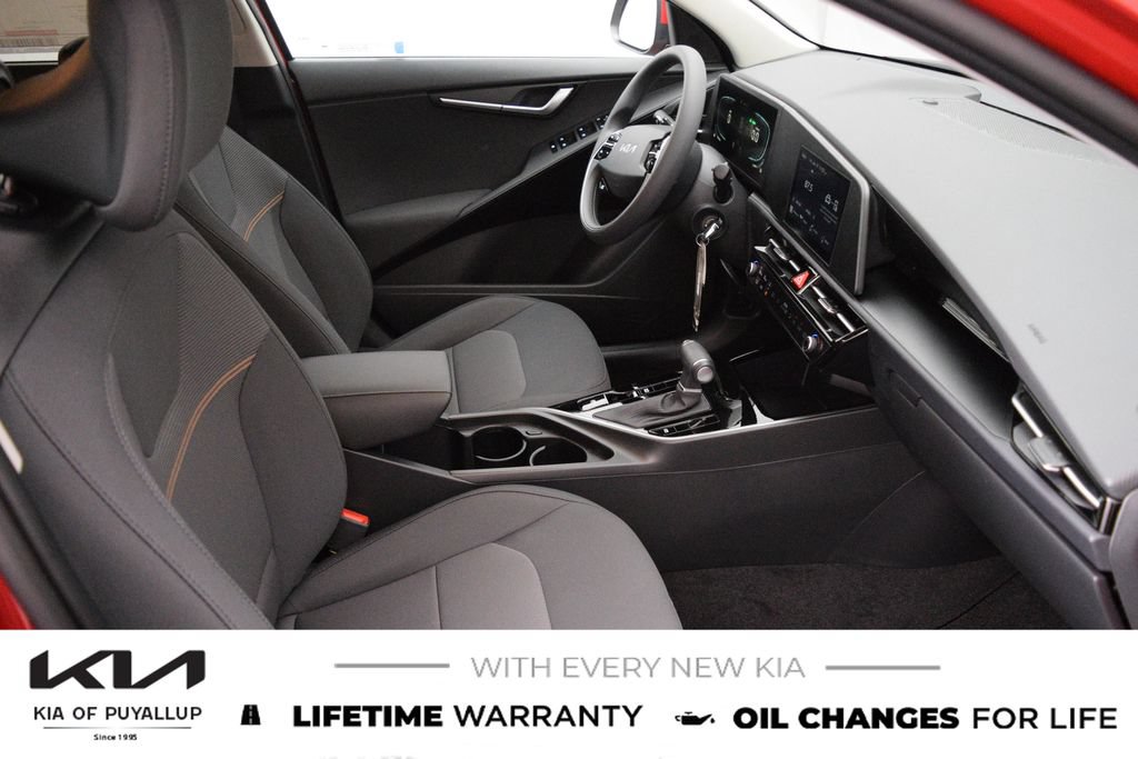 New 2026 Kia Niro LX FWD image 16