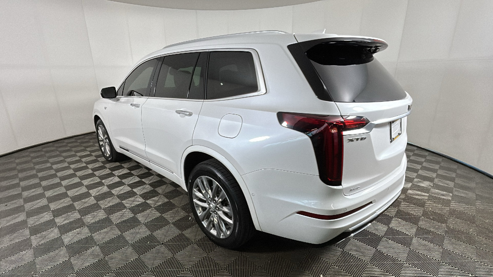 Used 2021 Cadillac XT6 Premium Luxury AWD/4WD image 5