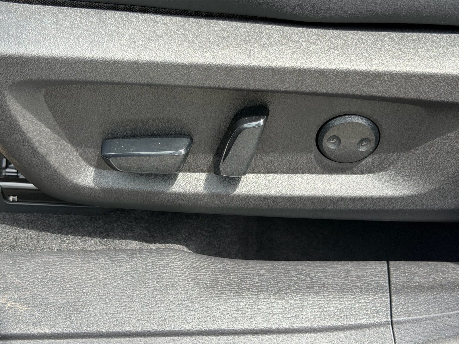 New 2026 Mitsubishi Outlander AWD image 23