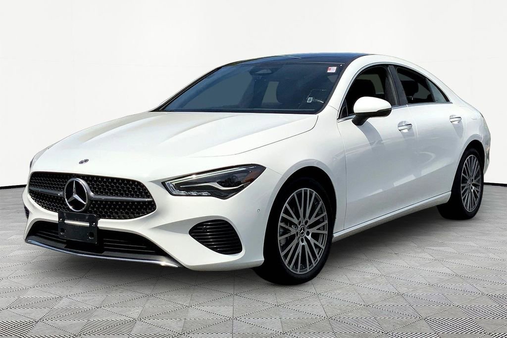 Used 2025 Mercedes-Benz CLA 250 4MATIC image 3