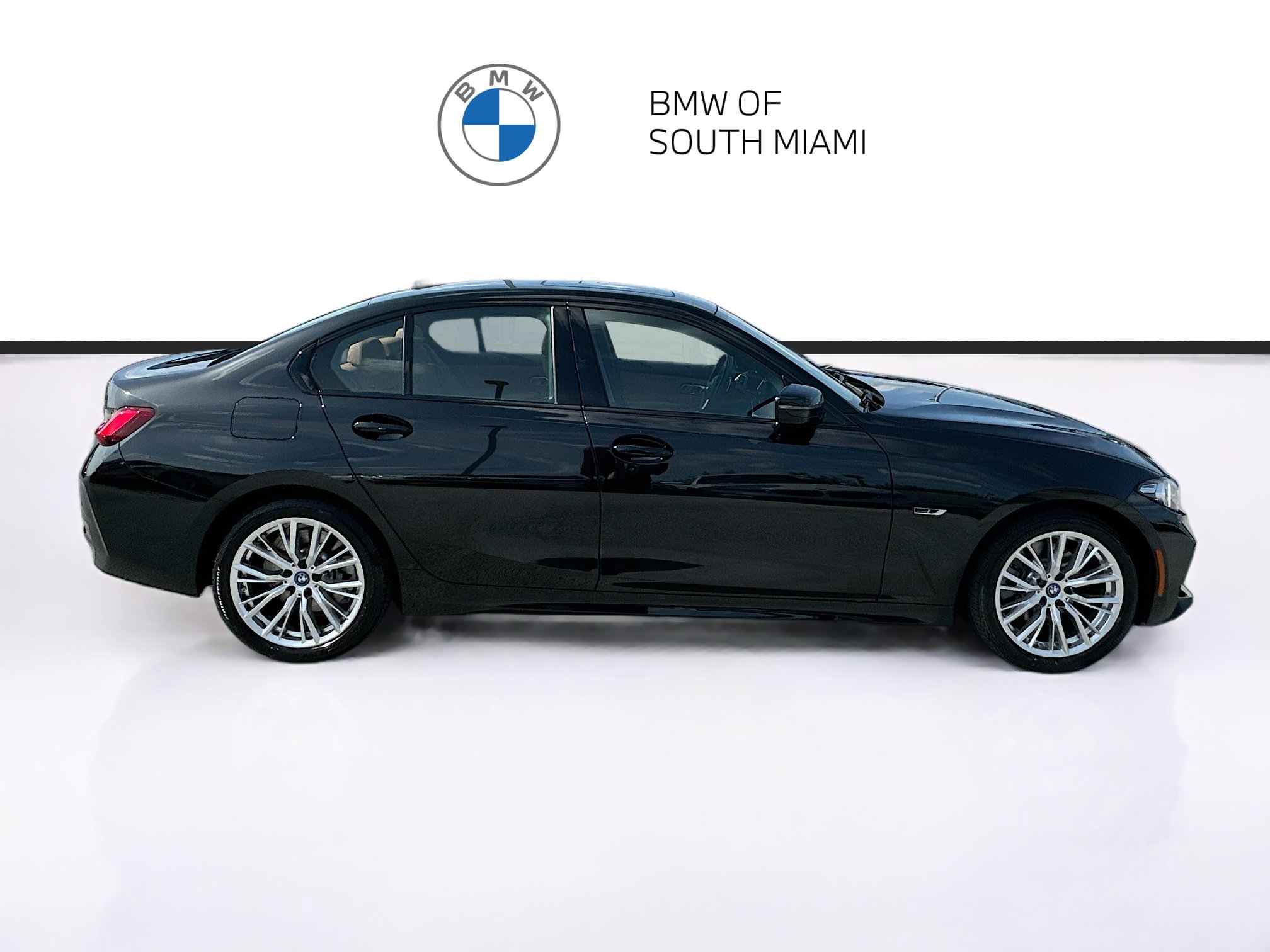 Used 2023 BMW 330e w/ Convenience Package RWD image 8