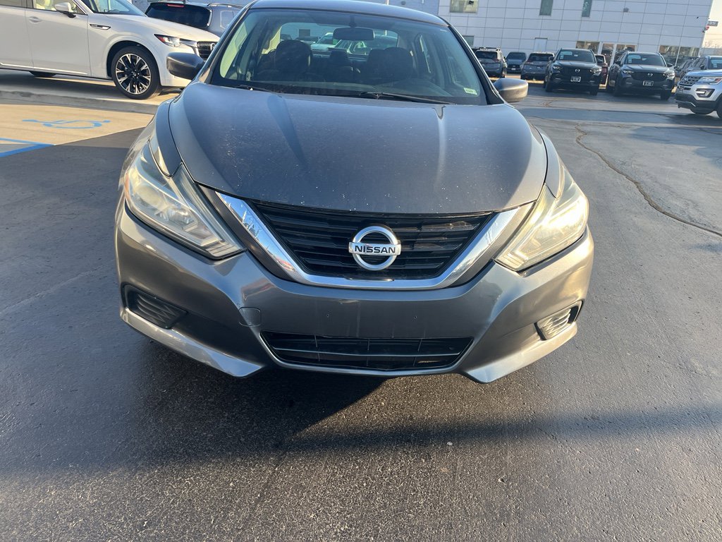 Used 2016 Nissan Altima 2.5 S w/ Power Driver Seat Package image 4
