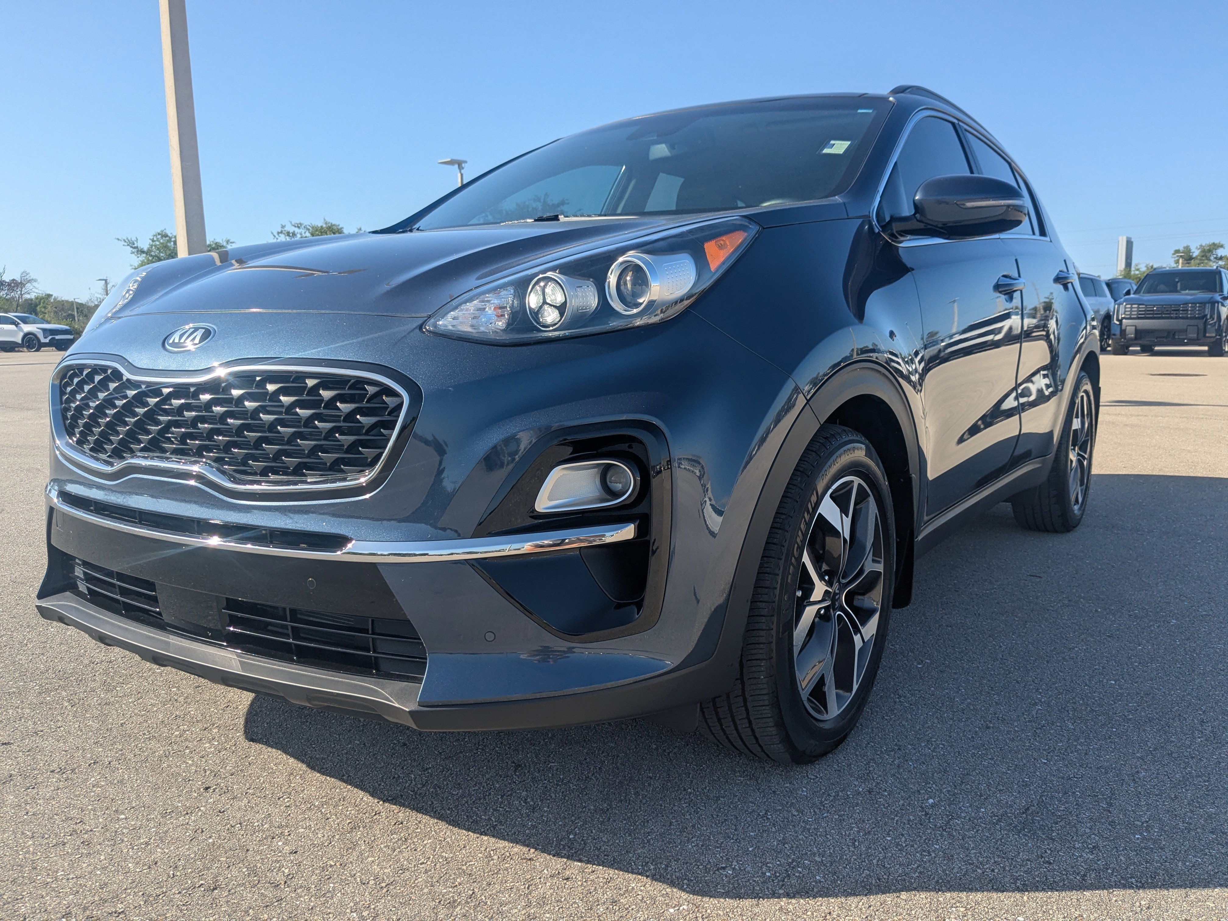 Certified 2020 Kia Sportage EX w/ EX Technology Package FWD image 9
