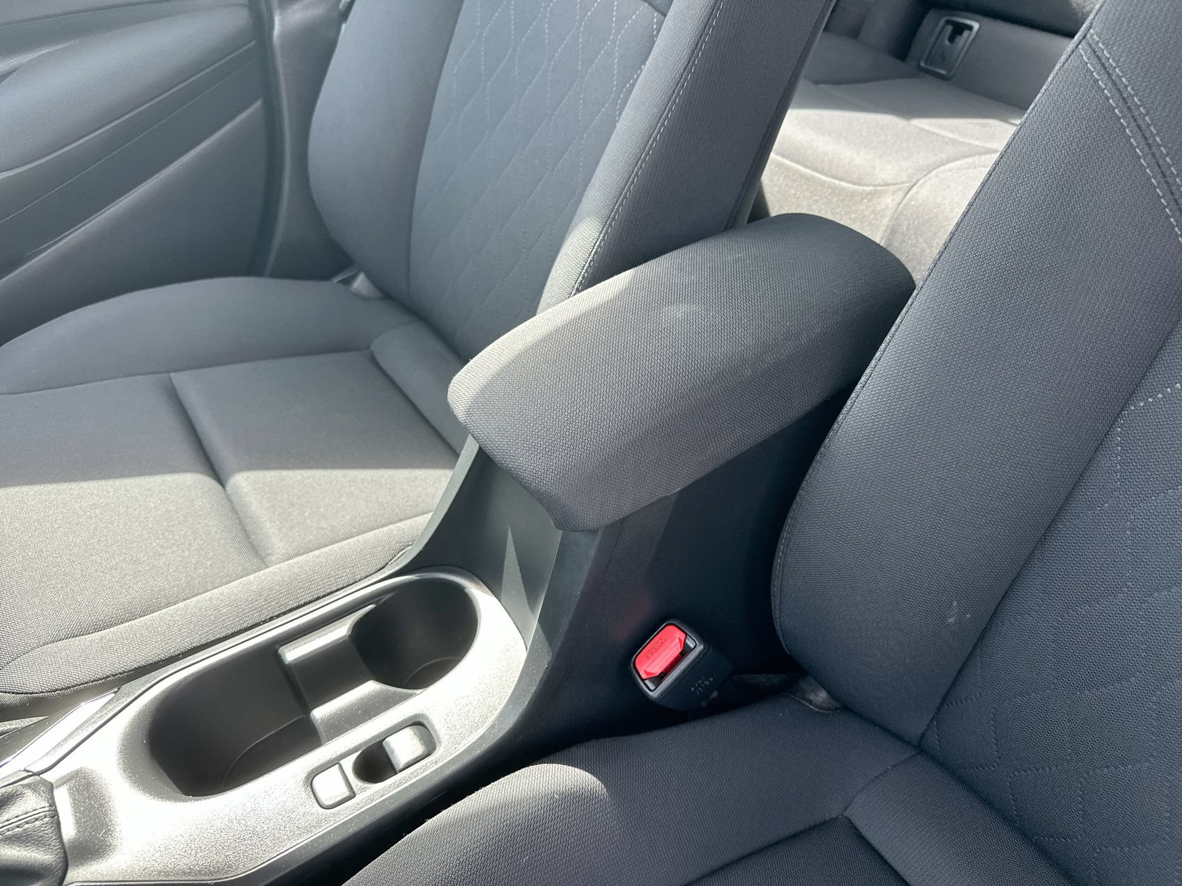 Used 2024 Toyota Corolla LE FWD image 20