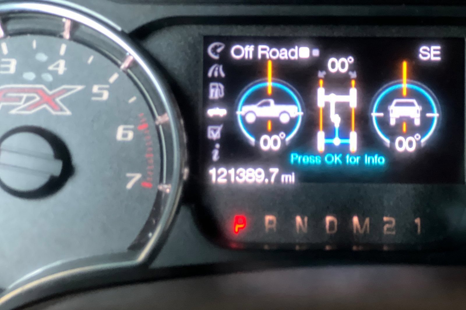 Used 2013 Ford F150 FX4 w/ Mid Equipment Group AWD/4WD image 25