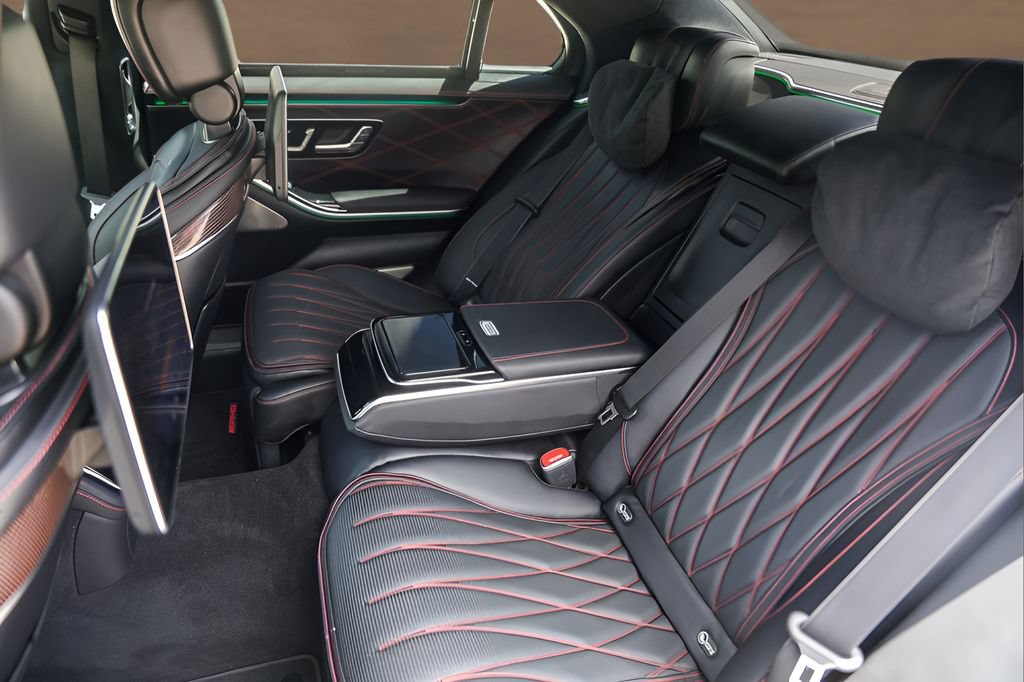 Used 2024 Mercedes-Benz S 63 AMG S image 23