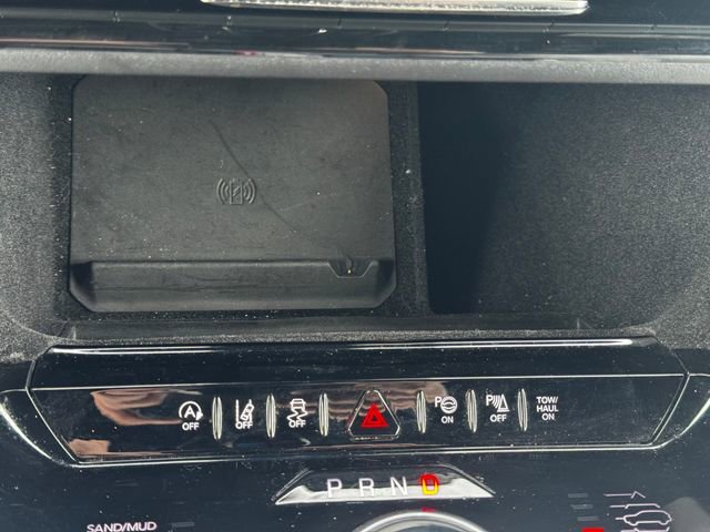 Certified 2025 Jeep Wagoneer Series III image 39