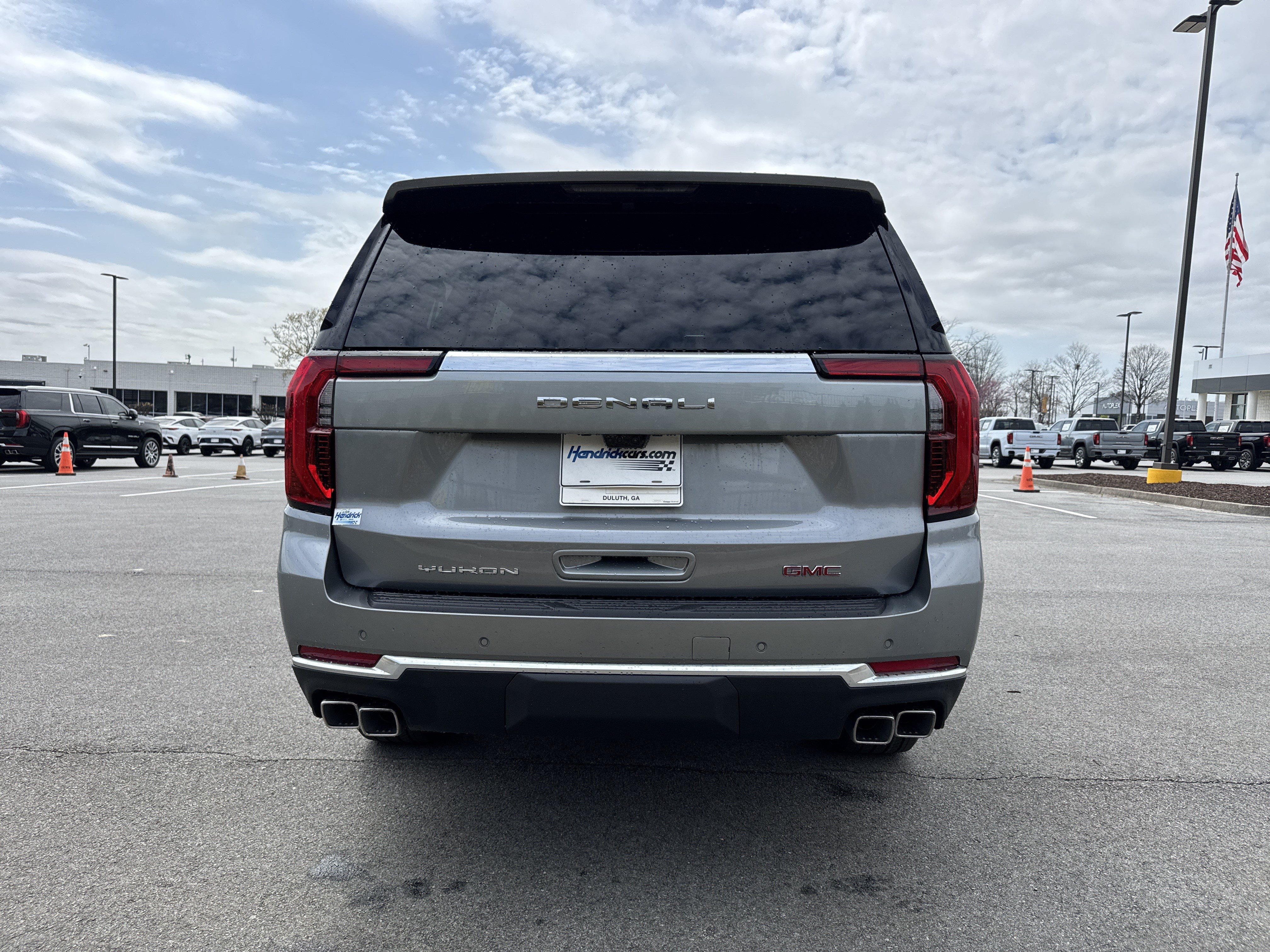 New 2026 GMC Yukon XL Denali w/ Denali Reserve Package AWD/4WD image 10
