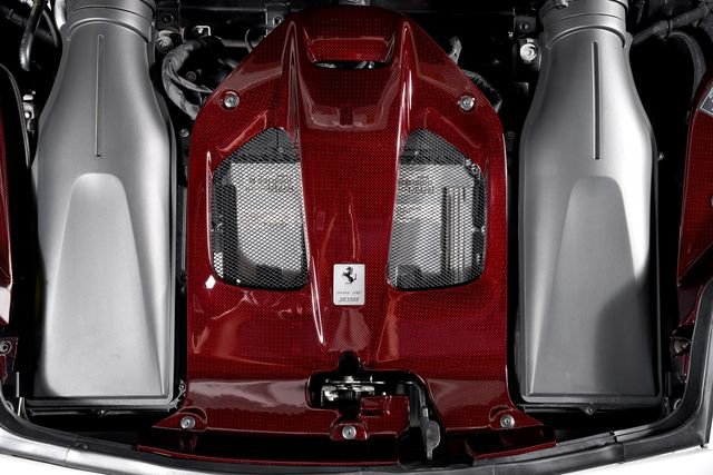 Used 2021 Ferrari 812 GTS RWD image 17