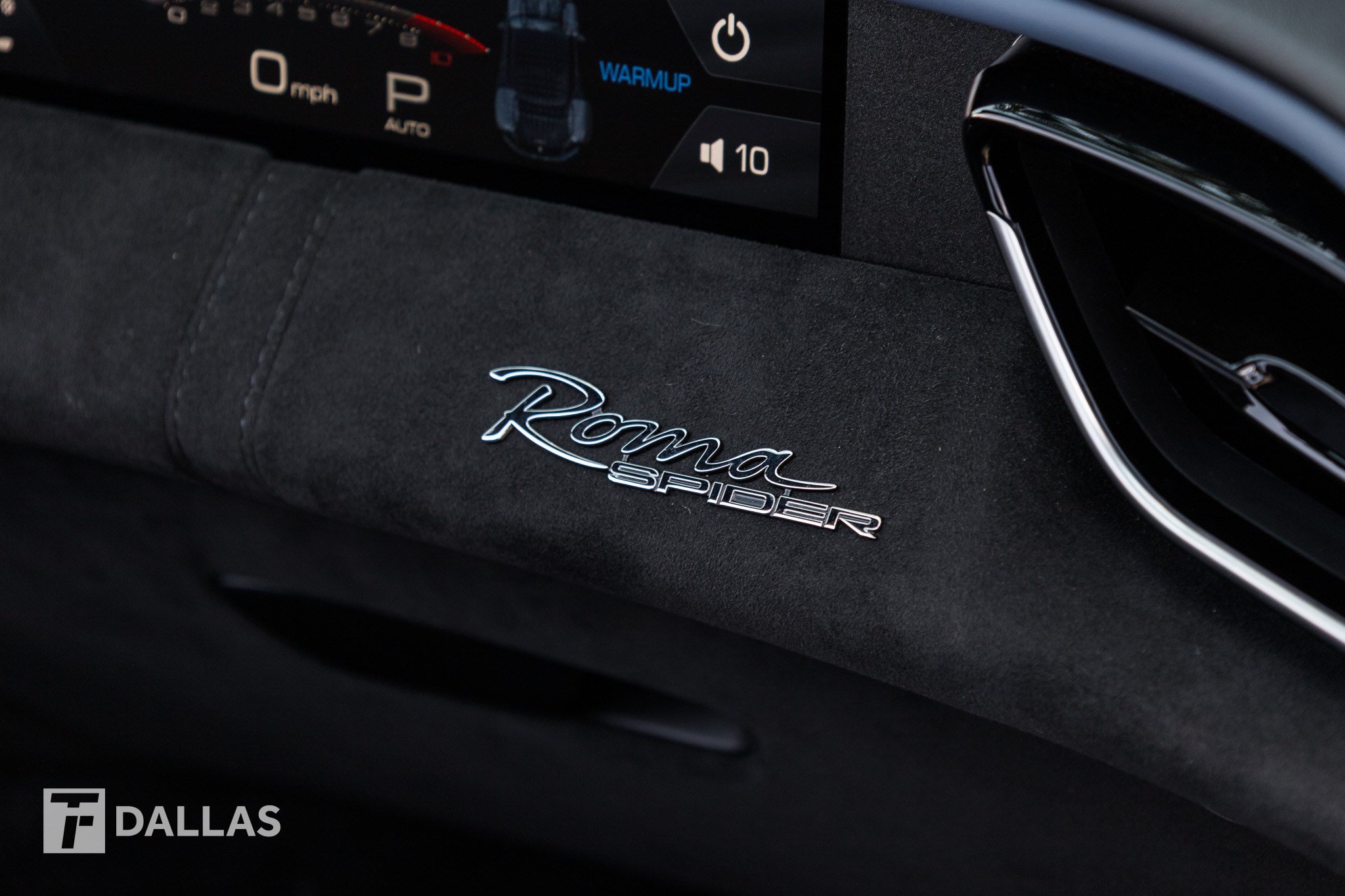 Used 2024 Ferrari Roma Spider RWD image 40