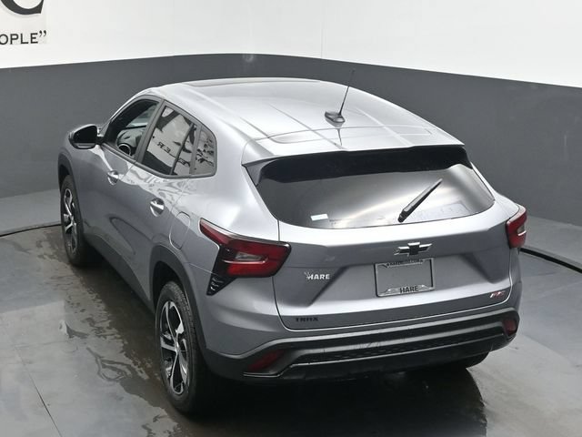 New 2026 Chevrolet Trax RS w/ Sunroof Package FWD image 19