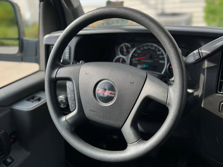 Used 2019 GMC Savana 2500 w/ Driver Convenience Package image 14