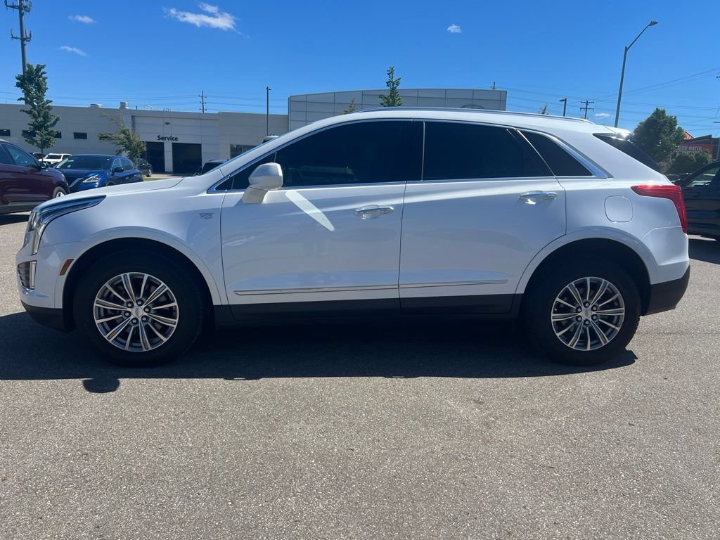 Used 2019 Cadillac XT5 Luxury AWD/4WD image 2