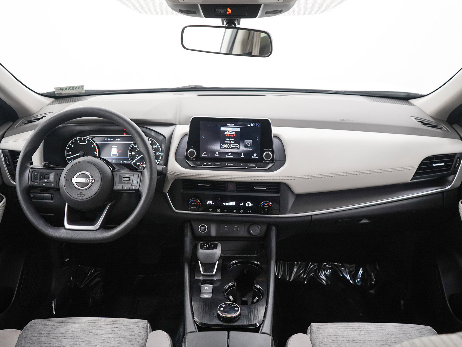 Used 2023 Nissan Rogue SV AWD/4WD image 13