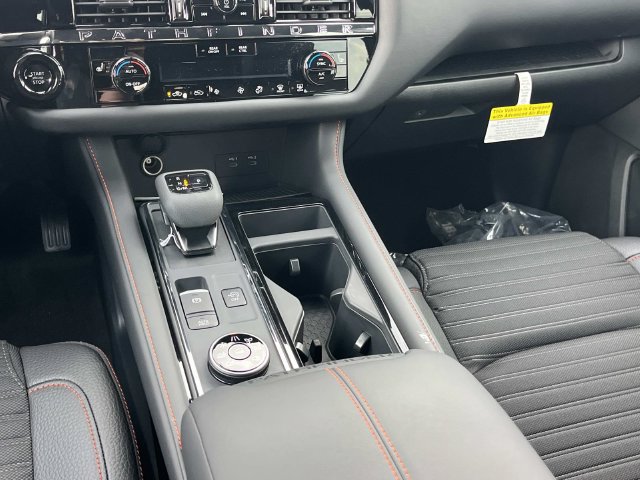 New 2026 Nissan Pathfinder Rock Creek AWD/4WD image 17