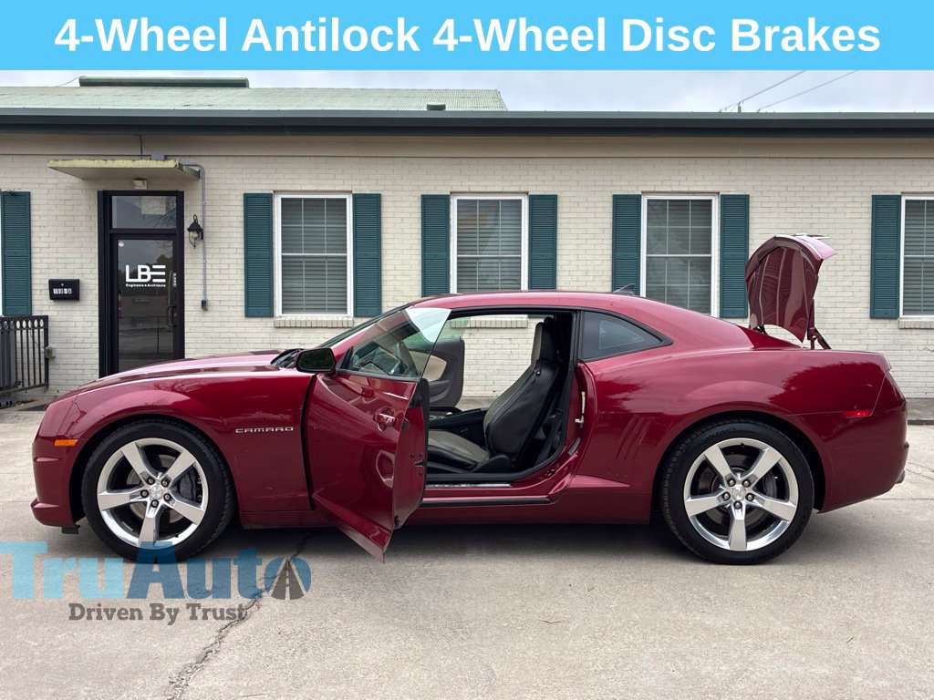 Used 2010 Chevrolet Camaro SS w/ RS Package RWD image 14