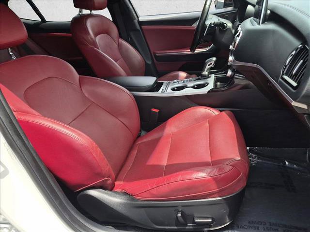 Used 2018 Kia Stinger GT1 RWD image 22
