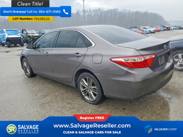 Used 2017 Toyota Camry SE FWD image 3