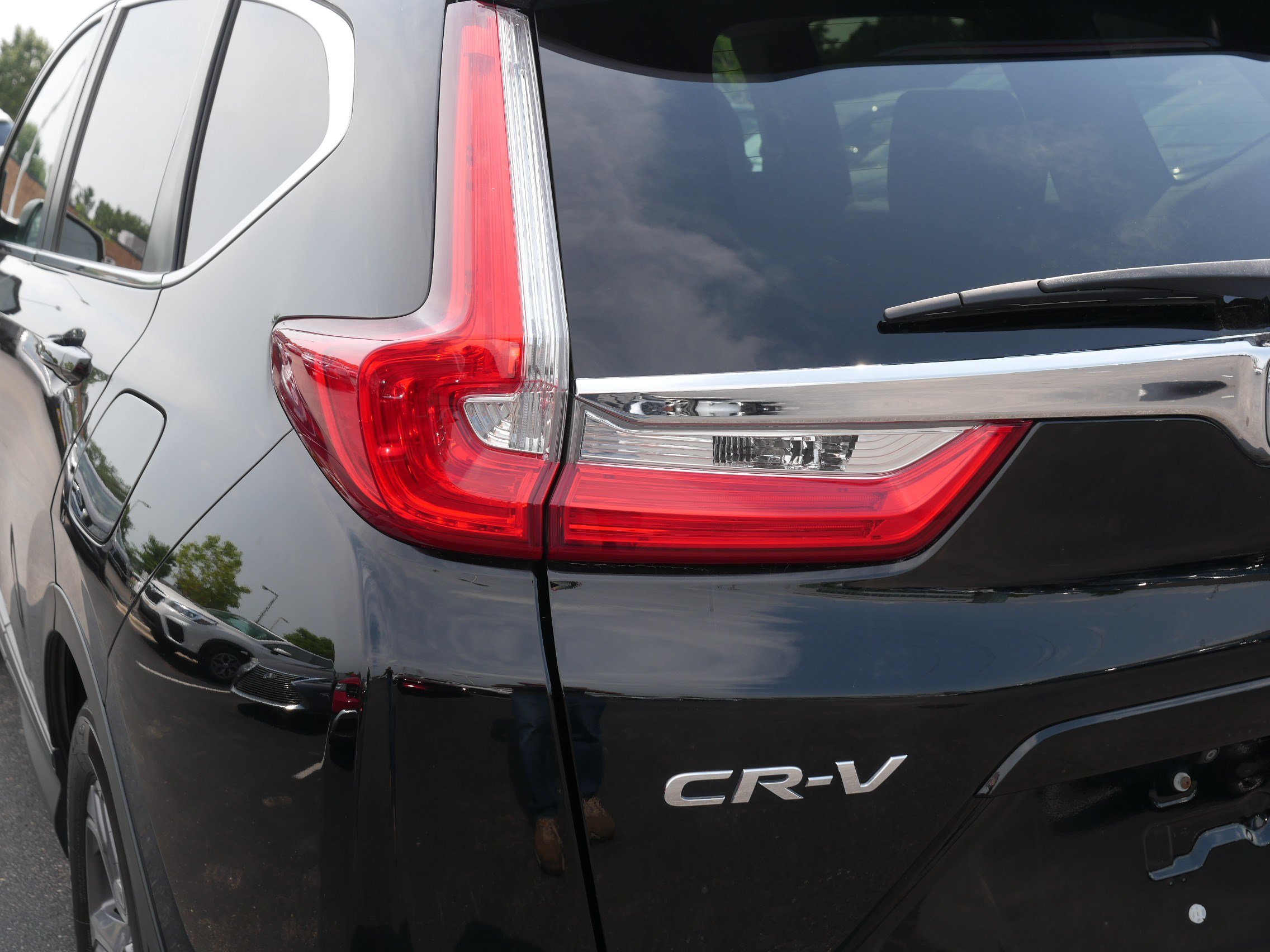 Used 2019 Honda CR-V EX image 17