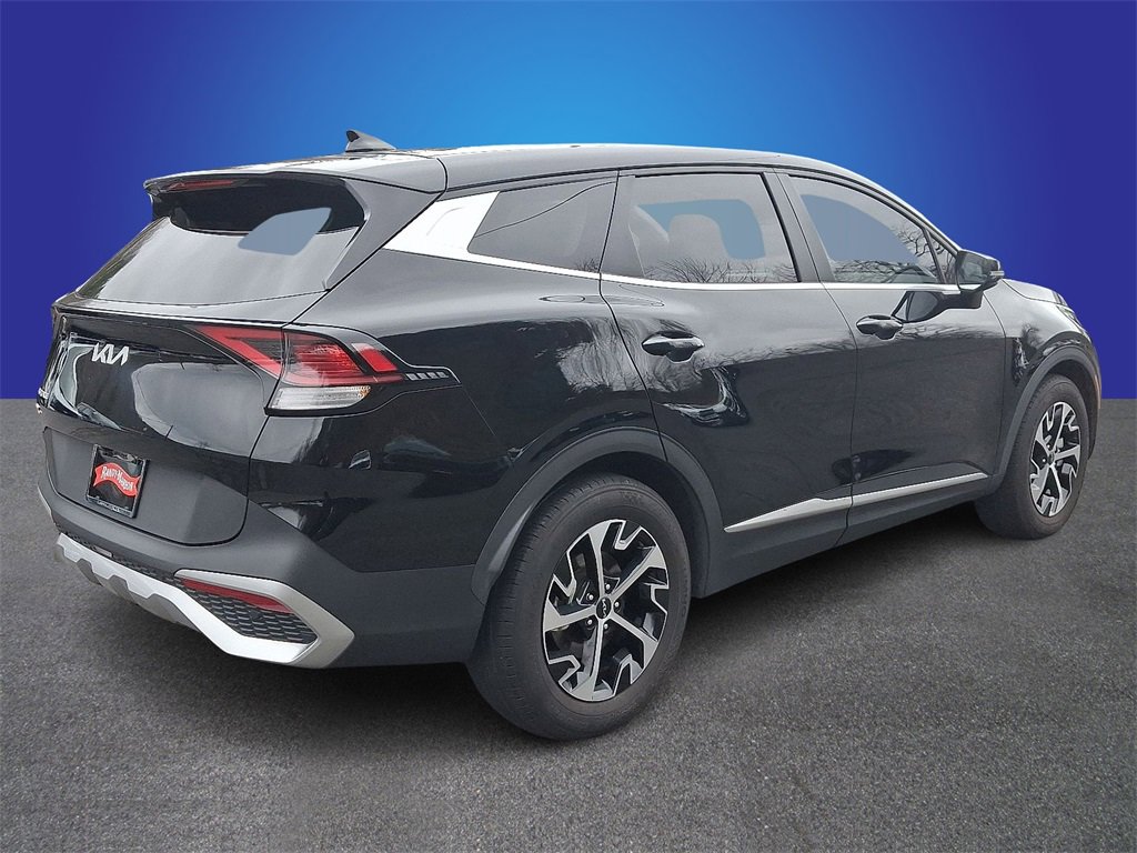 Used 2023 Kia Sportage EX image 4