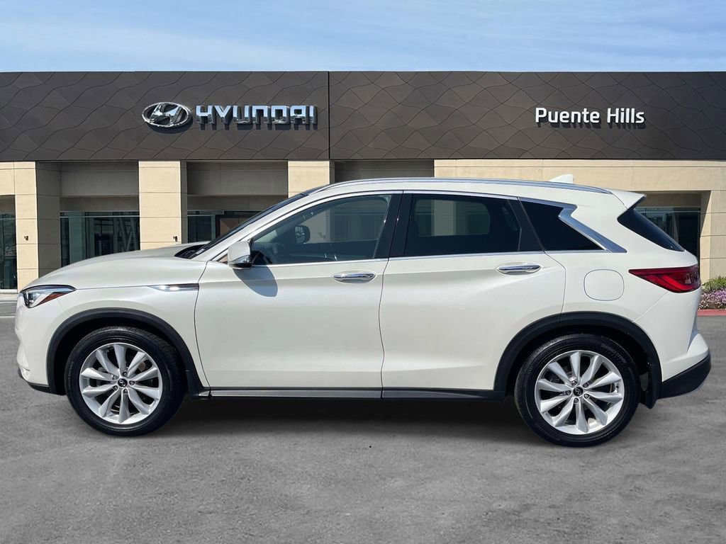 Used 2019 INFINITI QX50 Luxe w/ Cargo Package FWD image 3