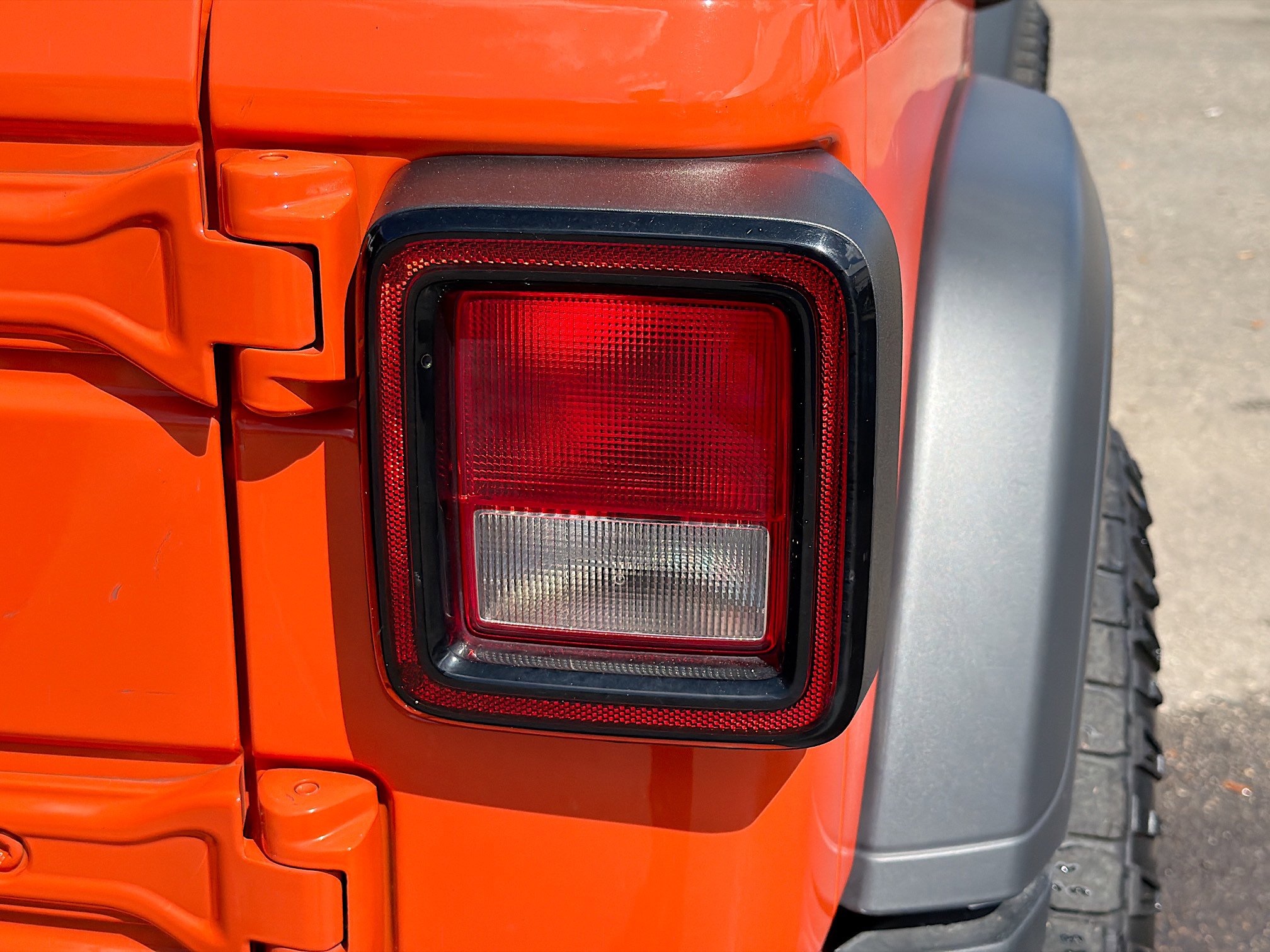 Used 2023 Jeep Wrangler Sport S image 10