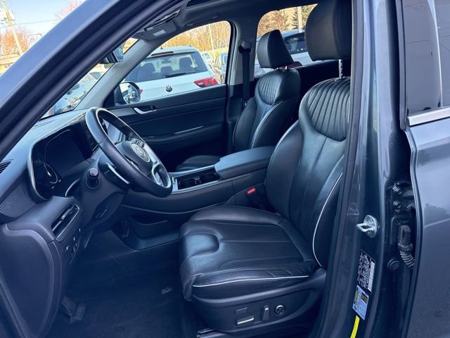 Used 2023 Hyundai Palisade Limited image 24