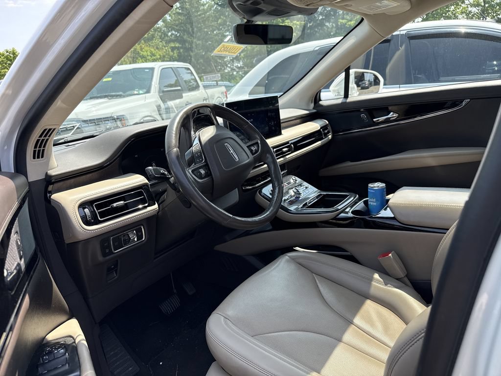 Certified 2023 Lincoln Nautilus Reserve AWD/4WD image 11