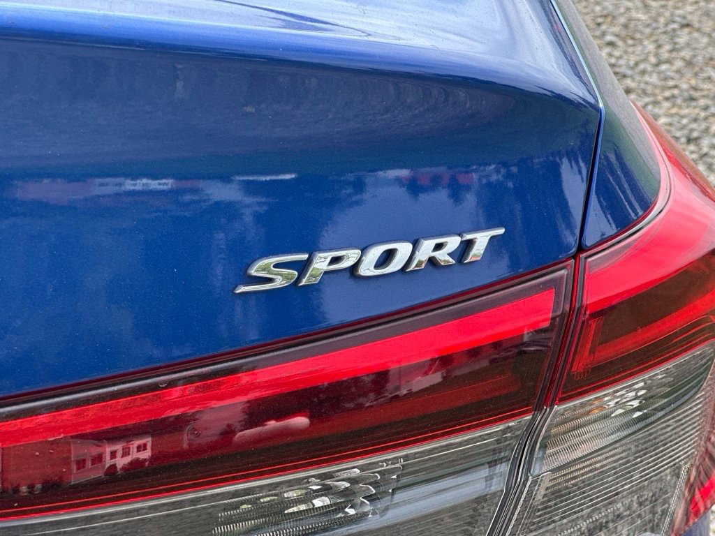 Used 2023 Honda Civic Sport image 4