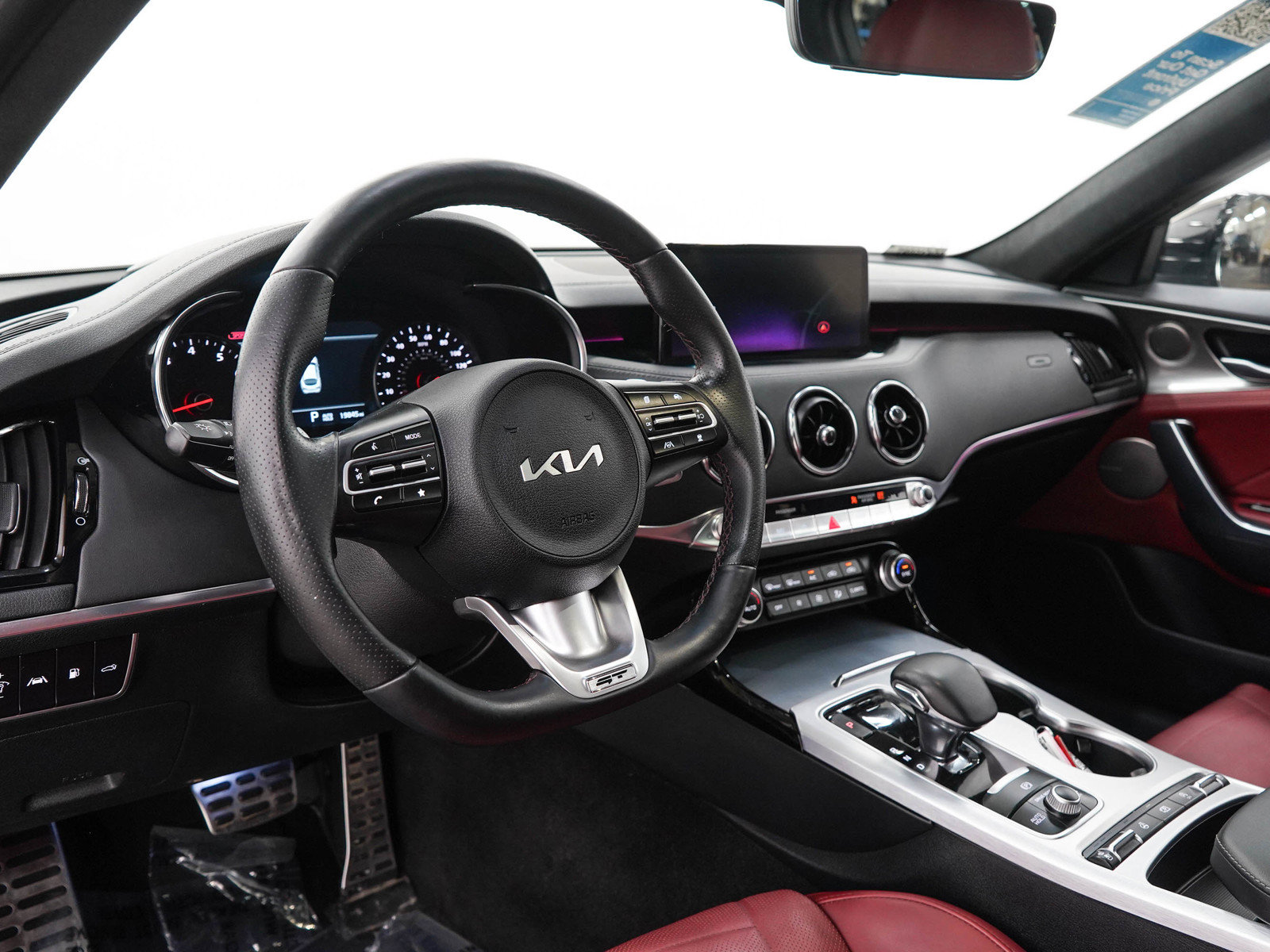 Used 2023 Kia Stinger GT2 AWD/4WD image 25