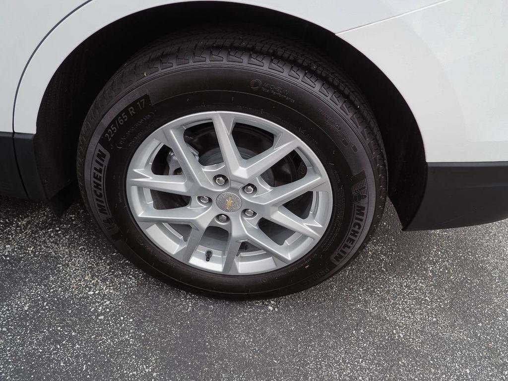 Certified 2024 Chevrolet Equinox LT FWD image 40