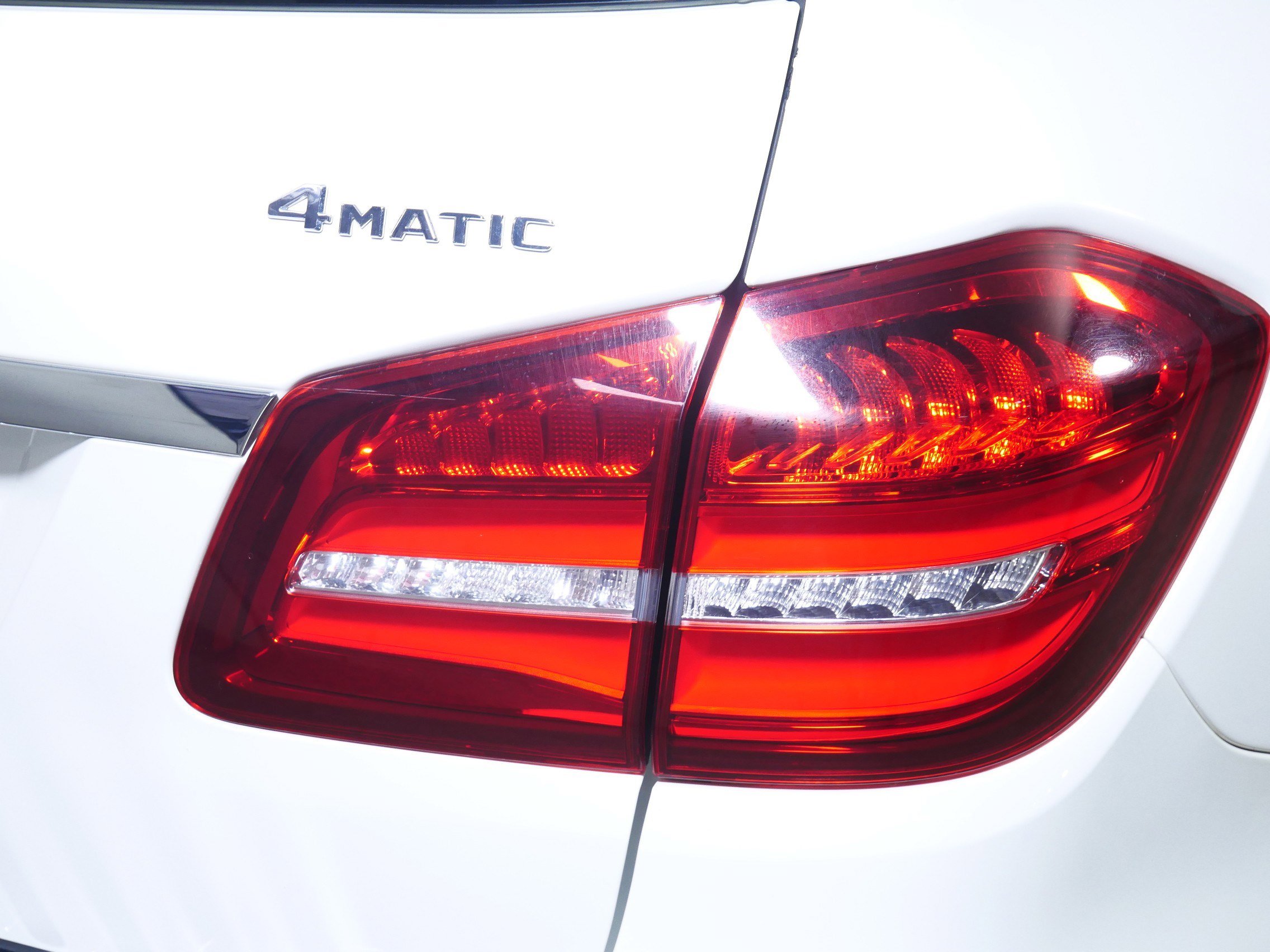 Used 2018 Mercedes-Benz GLS 450 4MATIC image 17