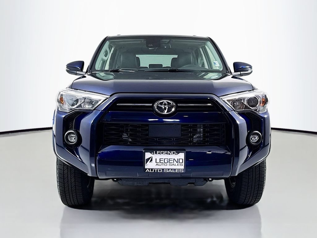 Used 2022 Toyota 4Runner SR5 Premium w/ Moonroof Package AWD/4WD image 2