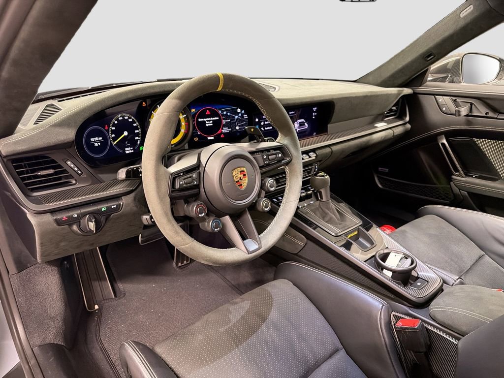 Certified 2024 Porsche 911 GT3 RS RWD image 4