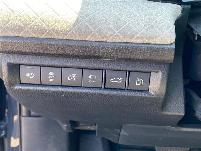 Certified 2025 Toyota Camry XLE w/ Premium Plus Package FWD image 9