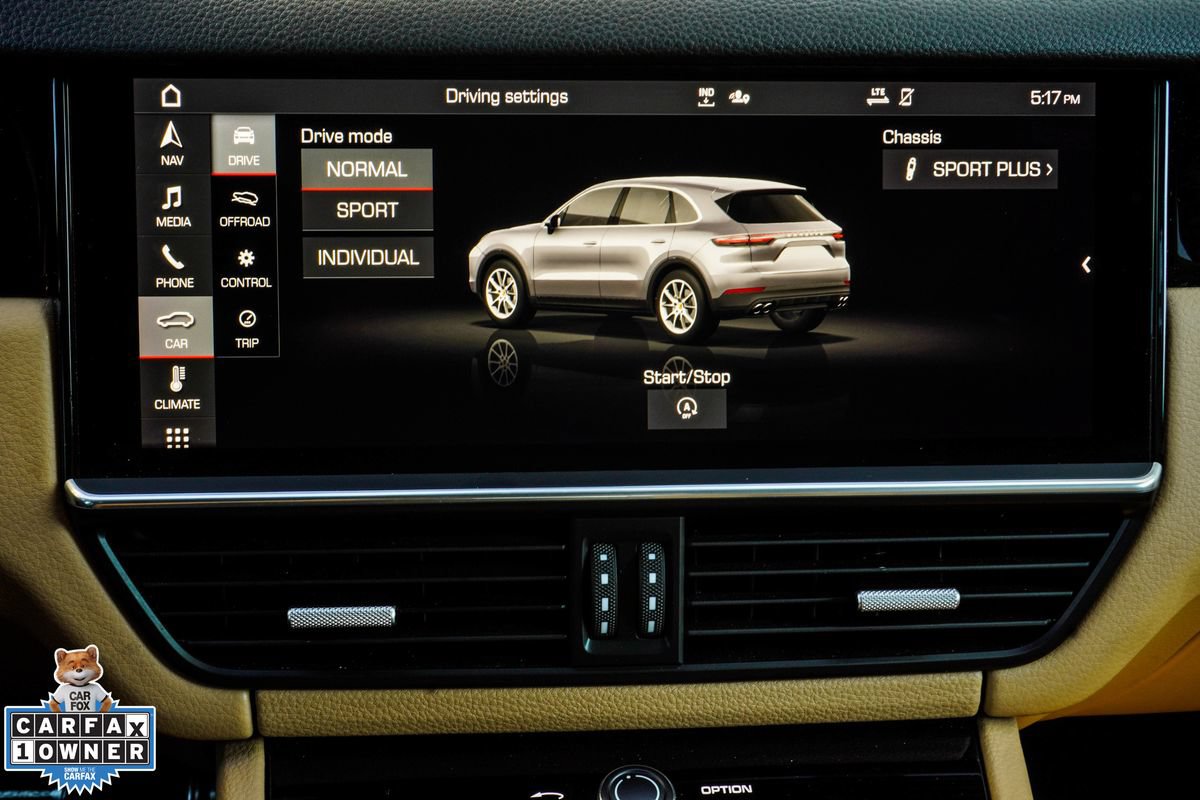 Used 2021 Porsche Cayenne S w/ Premium Package Plus AWD/4WD image 25