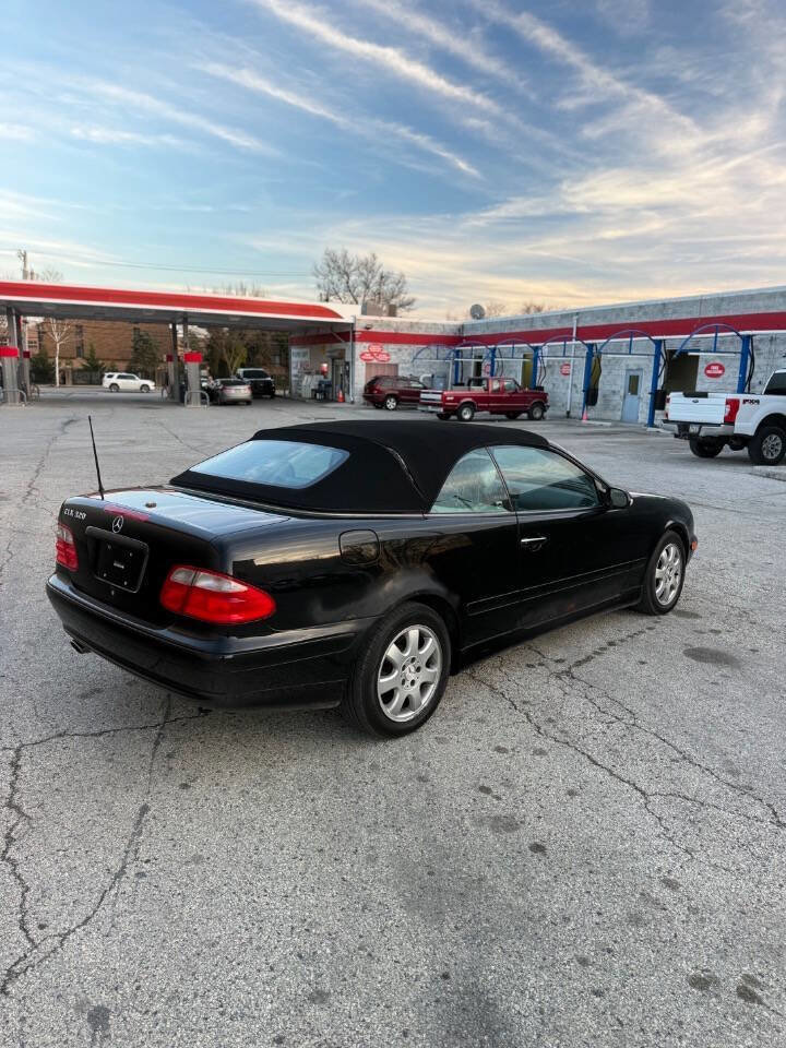 Used 2003 Mercedes-Benz CLK 320 Cabriolet image 4