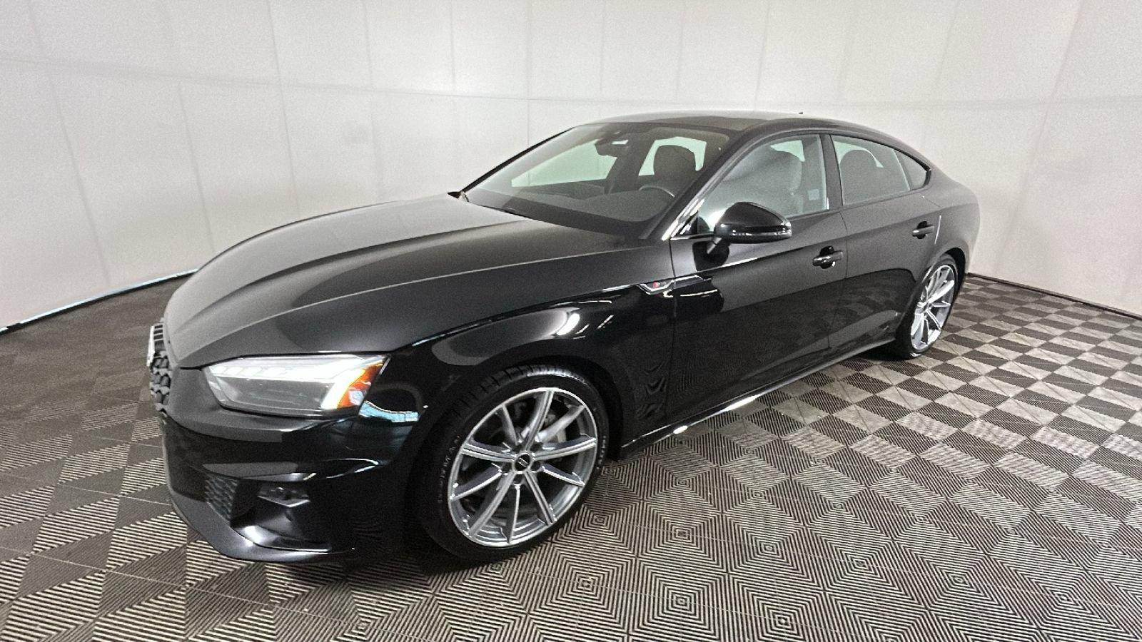 Used 2025 Audi A5 2.0T Premium Plus AWD/4WD image 6