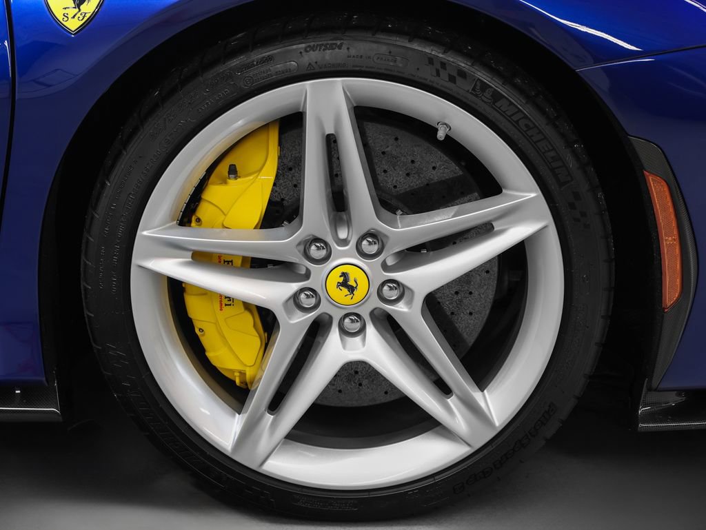 Certified 2022 Ferrari SF90 Spider AWD/4WD image 5