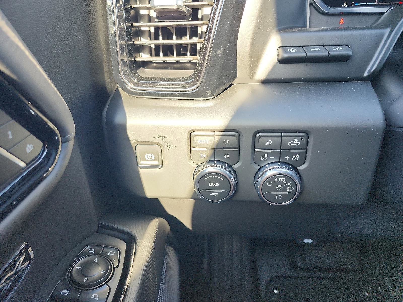 New 2026 GMC Sierra 1500 AT4X w/ LPO, Black Badging Package image 22