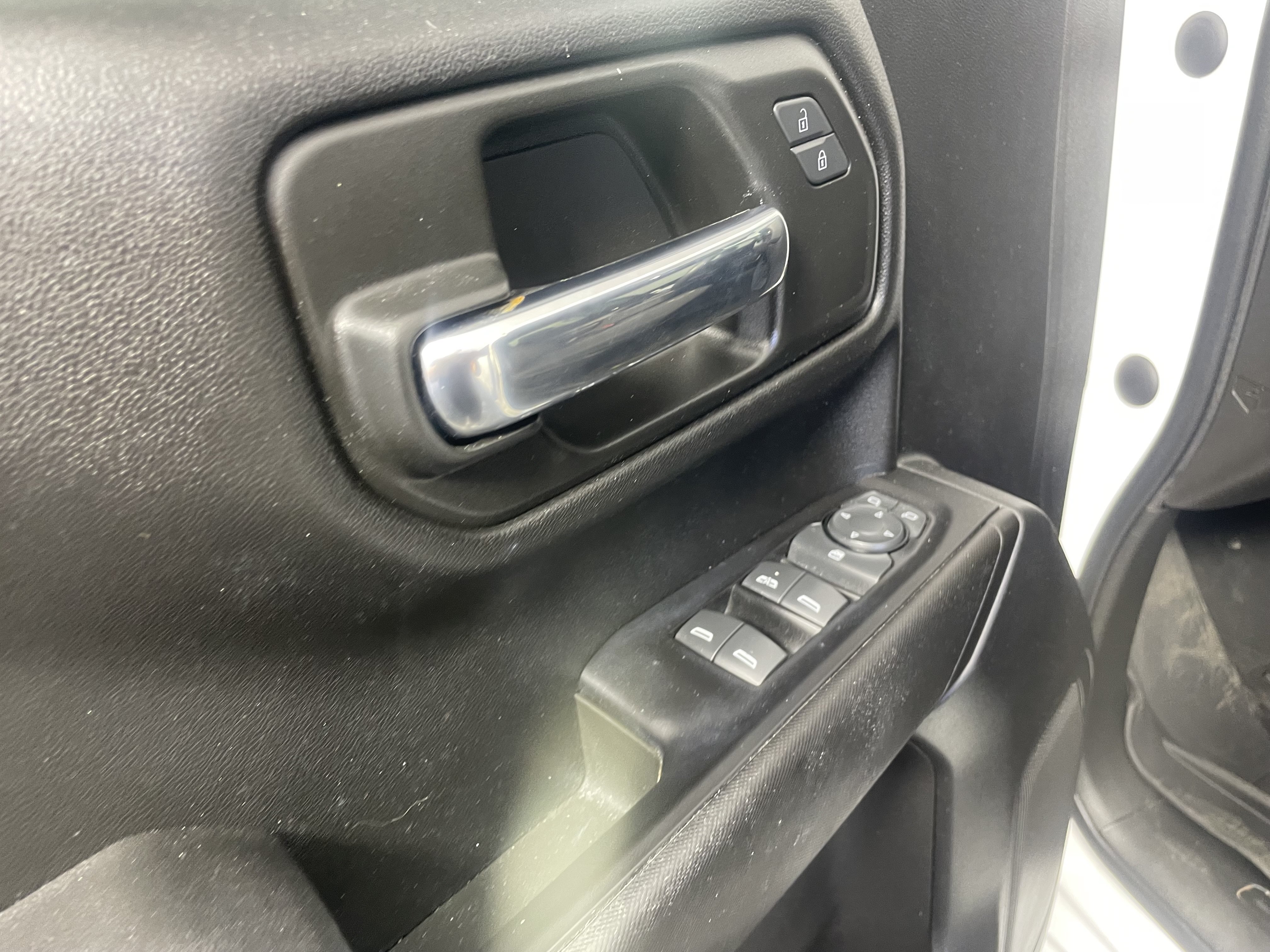 Used 2022 Chevrolet Silverado 1500 Custom RWD image 12