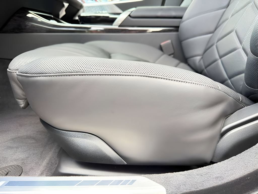New 2026 BMW 760i xDrive AWD/4WD image 11