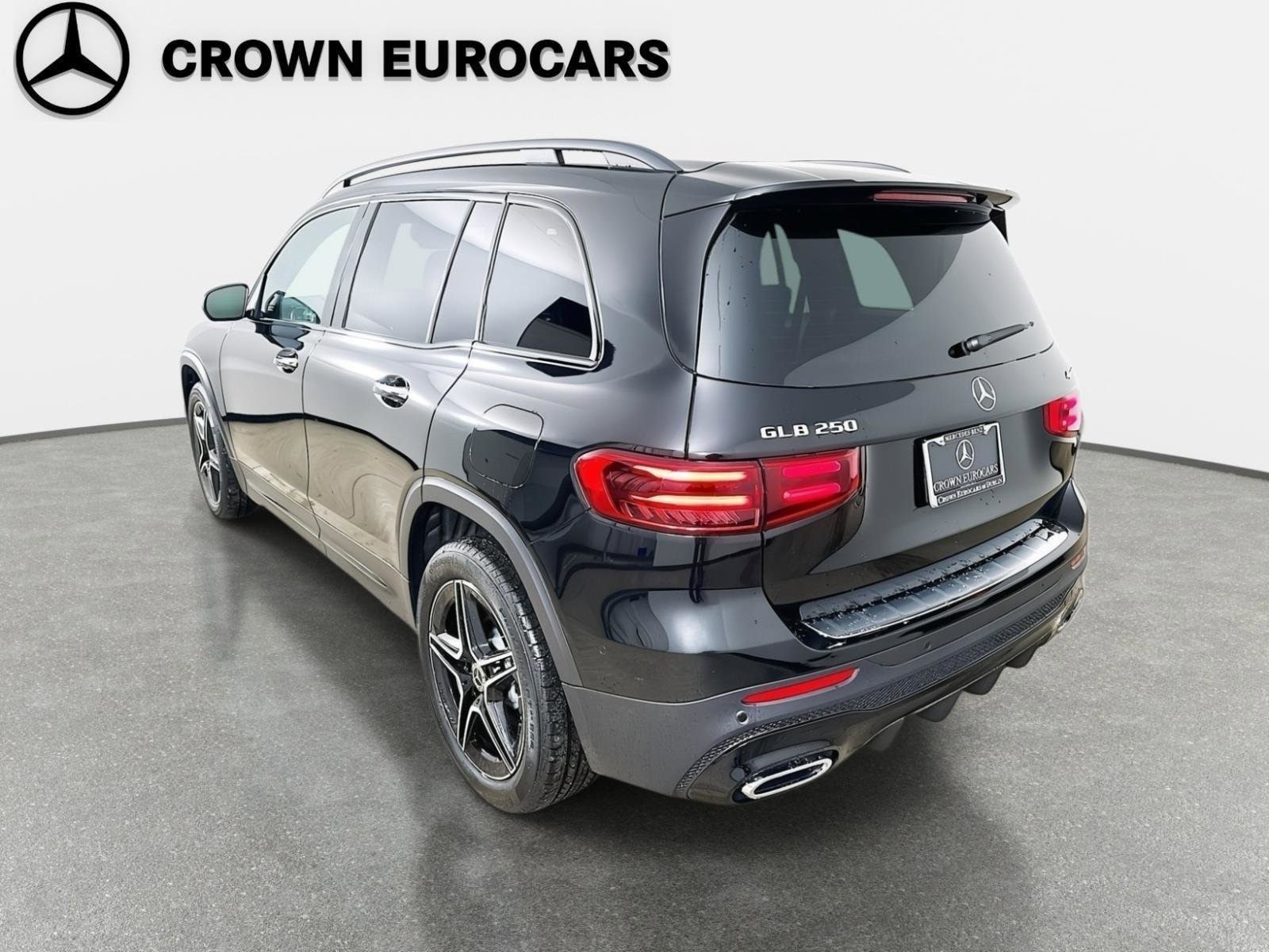 Used 2026 Mercedes-Benz GLB 250 4MATIC image 15