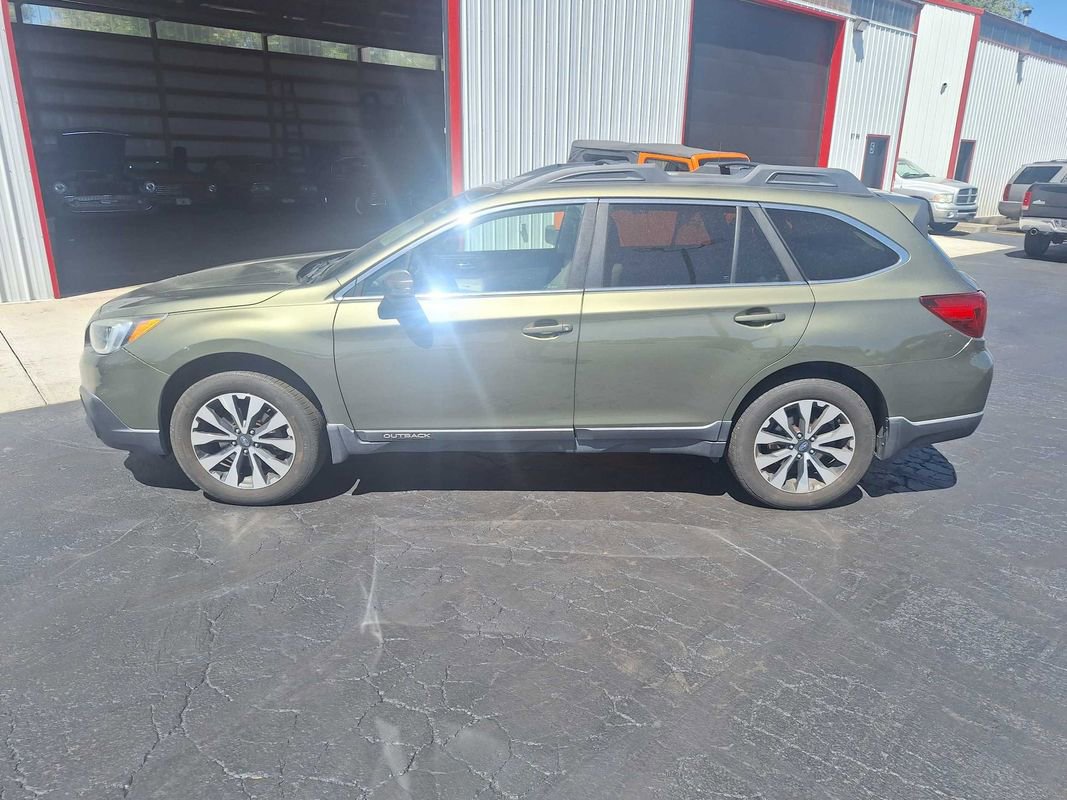 Used 2017 Subaru Outback 2.5i Limited AWD/4WD image 5