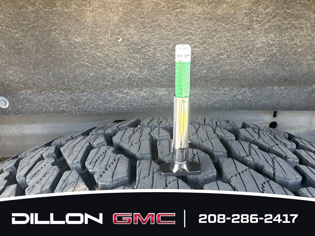 Used 2015 GMC Sierra 1500 SLT w/ Suspension Package, Off-Road AWD/4WD image 20