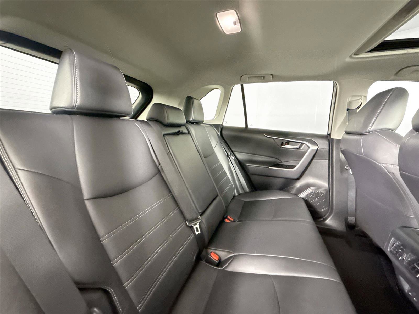 Certified 2025 Toyota RAV4 XLE Premium FWD image 39