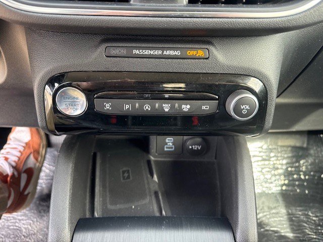 Certified 2023 Ford Escape Platinum AWD/4WD image 19