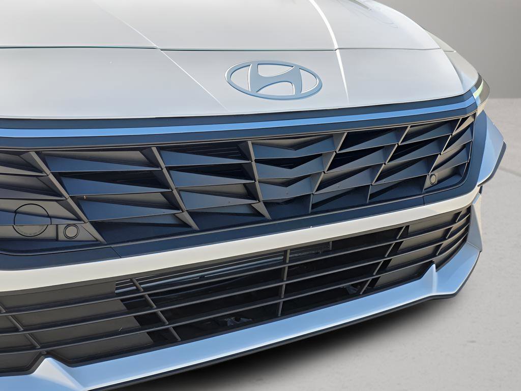 New 2026 Hyundai Elantra SE FWD image 9