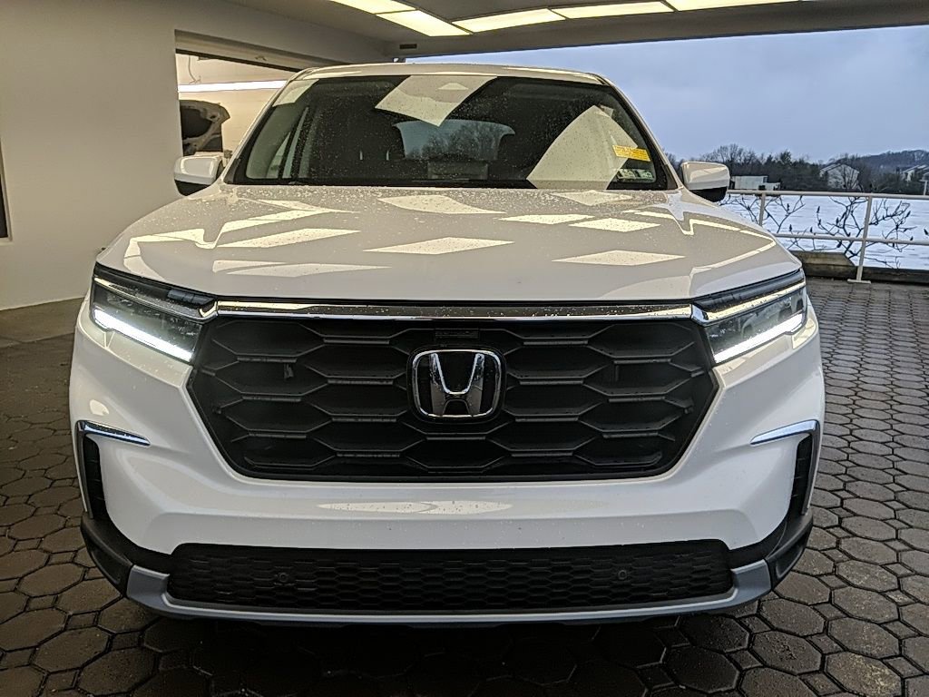 Used 2024 Honda Pilot EX-L image 2